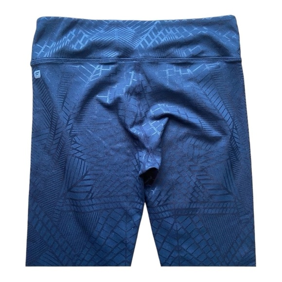 Fabletics Full Length Geo Print Black Leggings - Picture 7 of 8